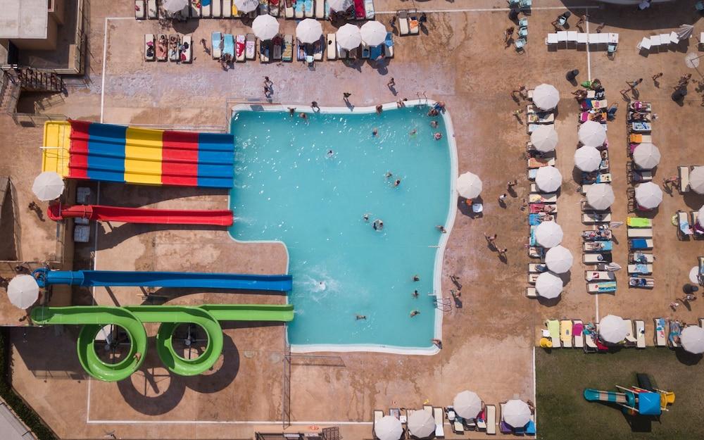 Hotel Sorra Daurada Splash مارغرَت دي مار المظهر الخارجي الصورة