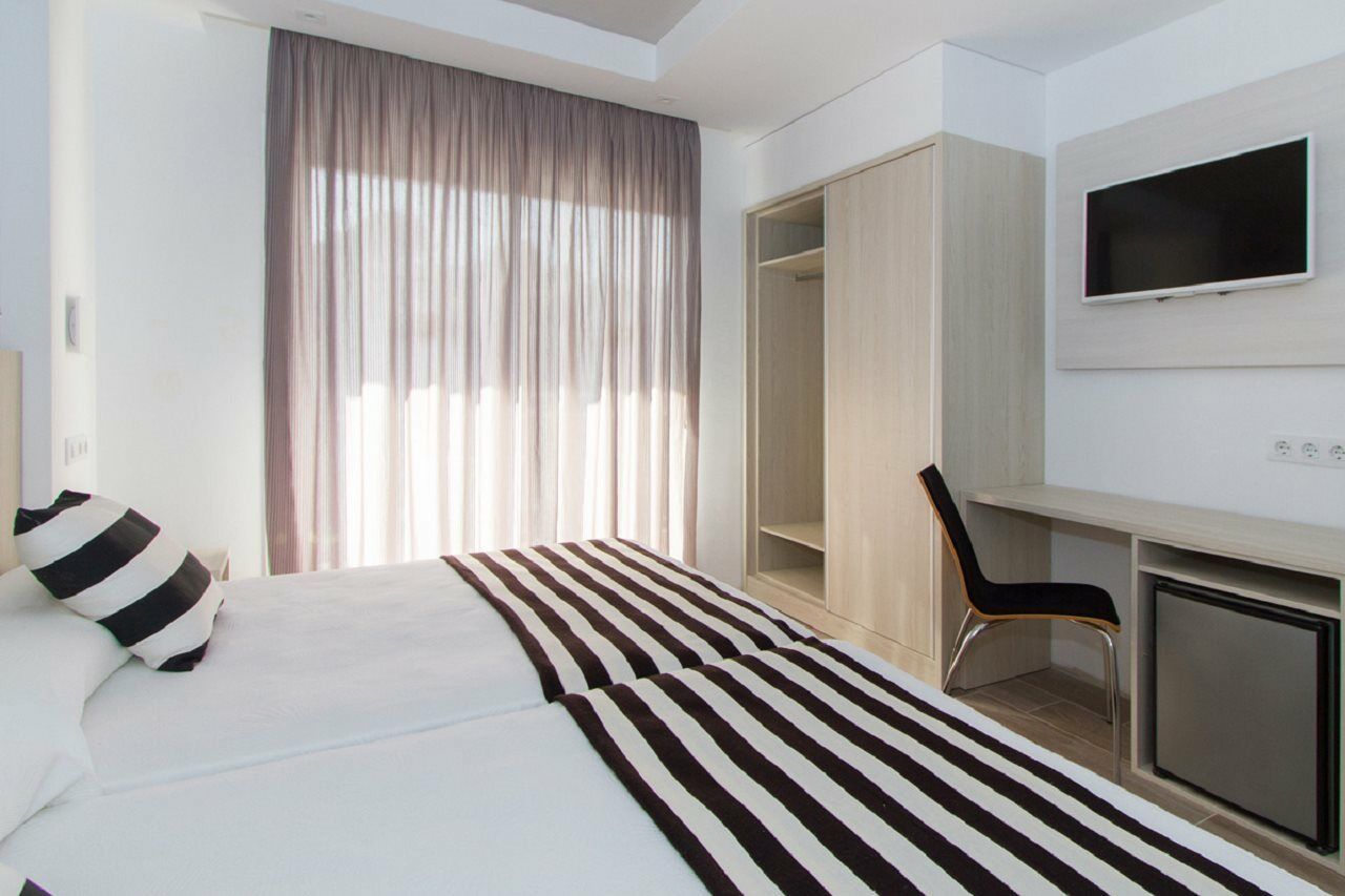 Hotel Sorra Daurada Splash مارغرَت دي مار المظهر الخارجي الصورة